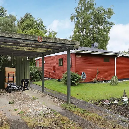 4 Person Holiday Home In Holb K 度假居